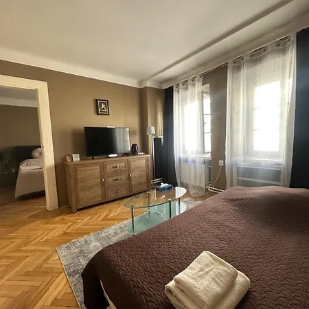 Cozy In Old